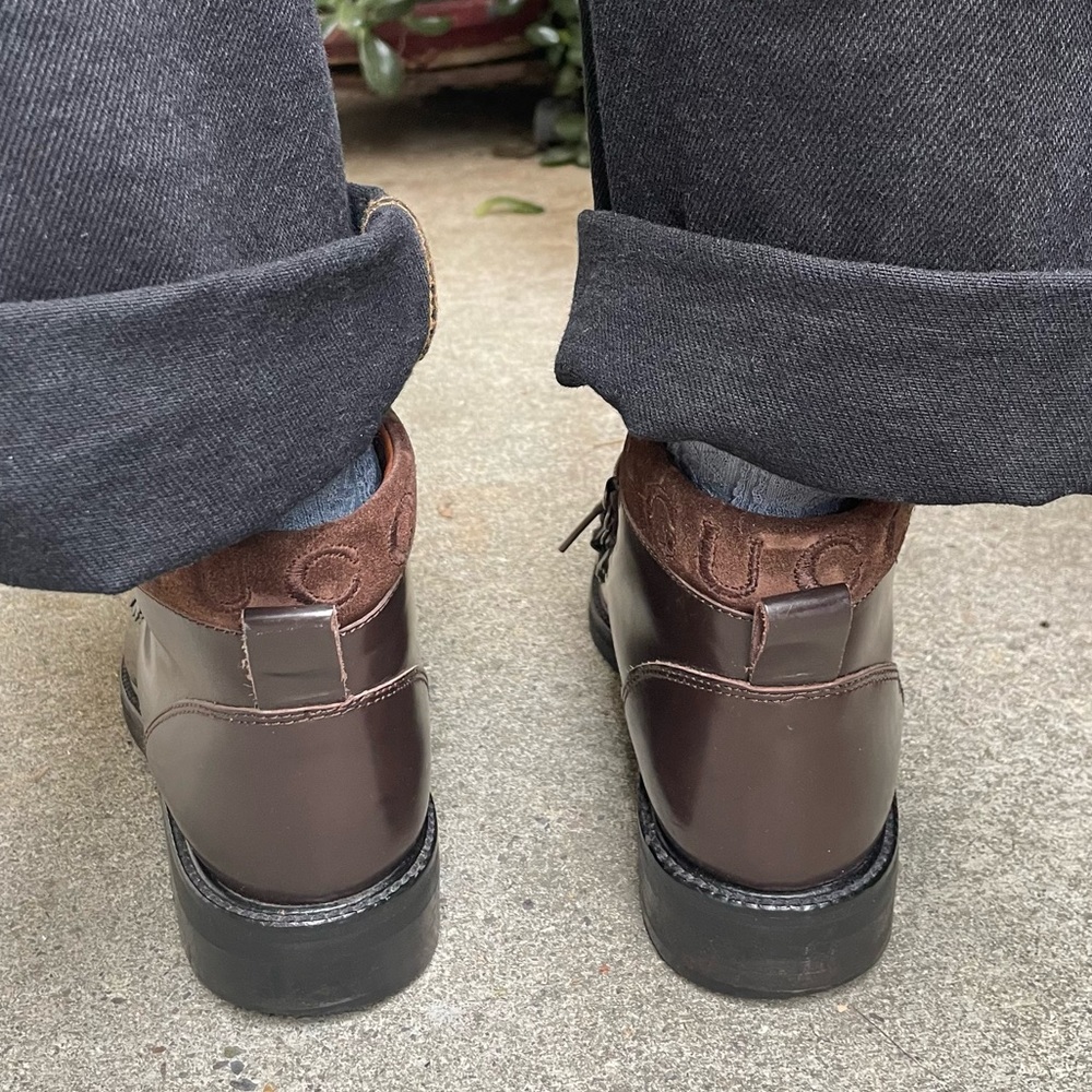 Vintage 90’s dark Brown Gucci sturdy leather boots - Picture 9 of 16